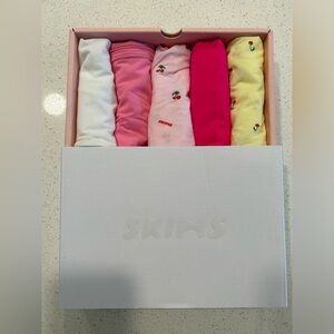 SKIMS Underwear 5-pack 2x